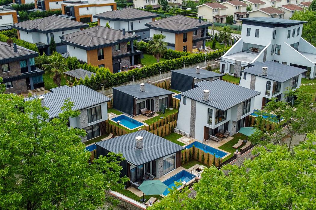 Junior Garden Isitma Havuzlu Bahçe Manzarali - Resim 4